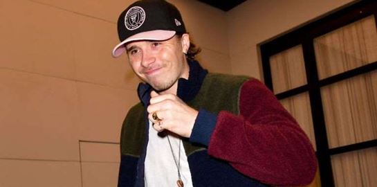 Το &quot;άλλο&quot; bomber jacket του Brooklyn Beckham