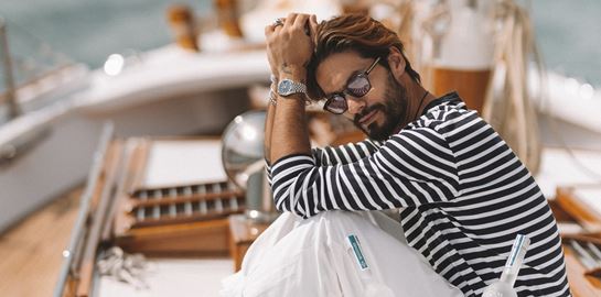 Στις Σπέτσες με τη Belvedere και τον Γιώργο Καράβα