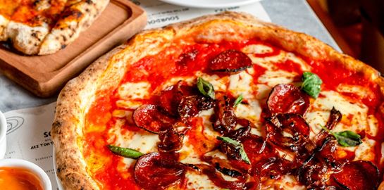 Στη Νέα Φιλαδέλφεια για μία από τις καλύτερες πίτσες της Αθήνας