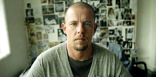 Οι δημιουργίες του Alexander McQueen που έμειναν στην ιστορία