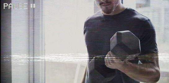 3 ασκήσεις με αλτήρες για καλογυμνασμένα χέρια