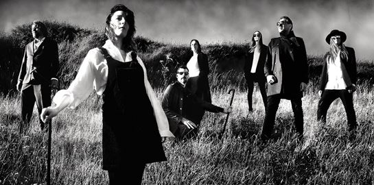 Όλες οι φορές που (ξανα)ερωτευθήκαμε τους Archive σε live τους