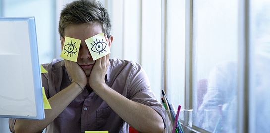 Δημόσιος υπάλληλος έκανε &quot;κοπάνα&quot; απ&#39; τη δουλειά για 6 χρόνια -Τον βρήκαν όταν αποφάσισαν να τον βραβεύσουν