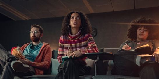 To Black Mirror παίζει με το μυαλό μας ανεβάζοντας διαφορετικές εκδοχές του ίδιου επεισοδίου