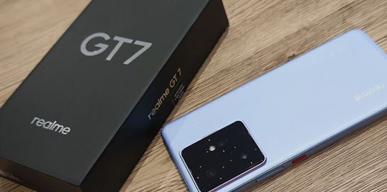Το realme GT 7 αποτελεί τον ορισμό του flagship killer [Tech Review]
