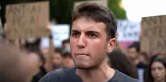 Σοκαριστικό AI βίντεο με διαδήλωση Ελλήνων κατά της Τεχνητής Νοημοσύνης