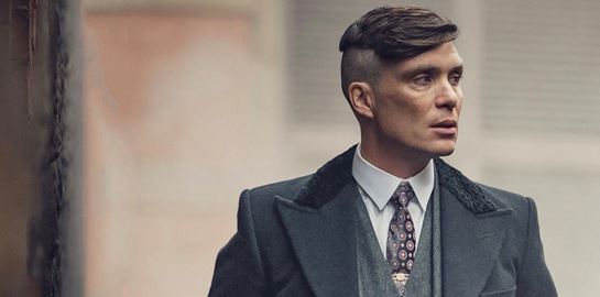 O Steven Knight βλέπει το Peaky Blinders μαζί με αναγνώστες του Esquire