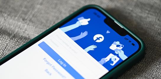 Πώς θα ξεφορτωθείς τον λογαριασμό σου στο Facebook μια και καλή