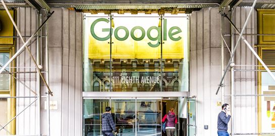 Ζαλίζει η αμοιβή του CEO της Google-Ποιος είναι ο μέσος μισθός των υπαλλήλων