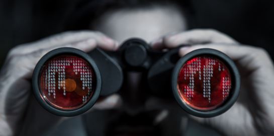 Έρωτας ή stalking; Πώς να εντοπίζετε τα red flags στις ψηφιακές σχέσεις