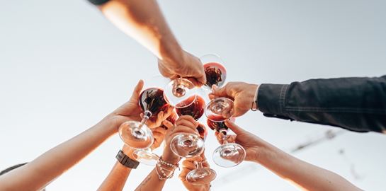 Τα σωστά κρασιά για τη Σαρακοστή