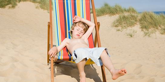 Γιατί νιώθουμε εξαντλημένοι μετά την παραλία;