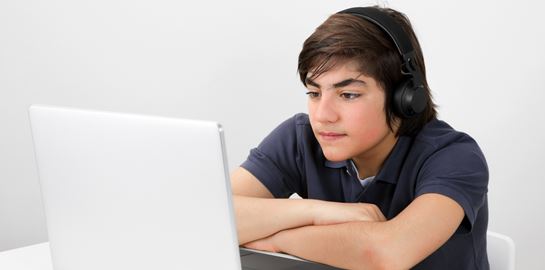 Πώς αντιλαμβάνονται οι έφηβοι στην Ελλάδα την τεχνητή νοημοσύνη