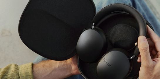 Βρήκαμε τα ακουστικά που ανταγωνίζονται σε ποιότητα τα Apple AirPods Max