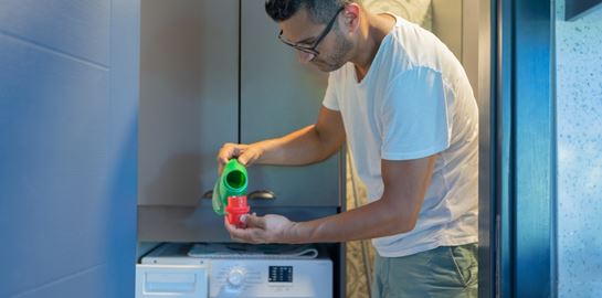 Τα 5 πιο συνηθισμένα λάθη στο πλύσιμο των ρούχων