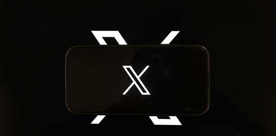 Το Twitter έγινε και επισήμως X