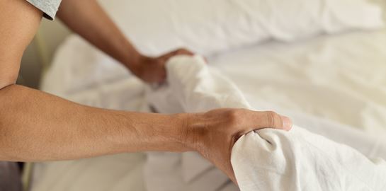 Τι λένε οι ψυχολόγοι για όσους δε στρώνουν ποτέ το κρεβάτι τους