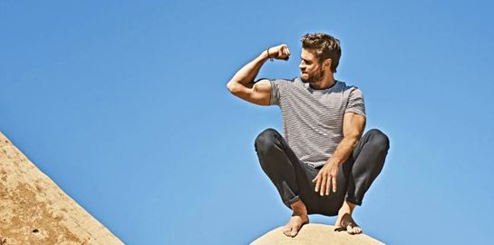 5 ασκήσεις για χέρια από τον Liam Hemsworth