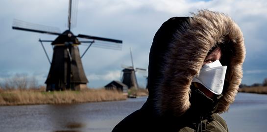 Κορονοϊός, το άμεσο μέλλον μίας πρωτόγνωρης απειλής