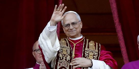 Πάπας Λέων XIV: Ποιος είναι ο νέος προκαθήμενος της Καθολικής Εκκλησίας