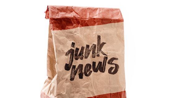 Τα fake news είναι junk news και βλάπτουν την ενημέρωσή σου - Eμπιστεύσου μόνο αξιόπιστες πηγές