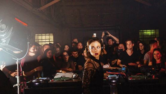 Aυτό το Σάββατο η techno Αθήνα θα χορεύει στο Techniques