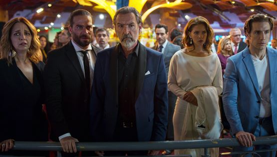 Το αληθινό πρόσωπο των καρτέλ στο "Ποιος Σκότωσε Τη Σάρα"