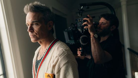 Η ιστορία της Gucci ζακέτας του Robbie Williams