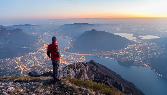 Εταιρεία σε στέλνει να ταξιδέψεις δωρεάν σε όλο τον κόσμο για τρεις μήνες