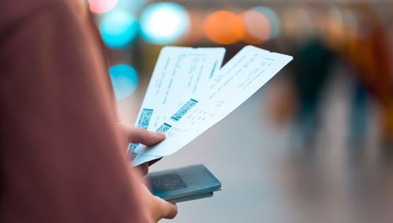 Οι παράγοντες που καθορίζουν τις τιμές των αεροπορικών εισιτηρίων