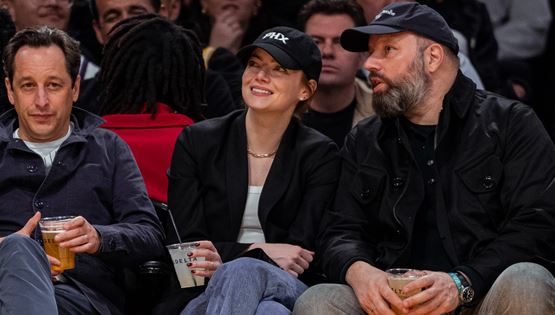 Γιώργος Λάνθιμος και Emma Stone μαζί και στον αγώνα Λέικερς - Φοίνιξ Σανς