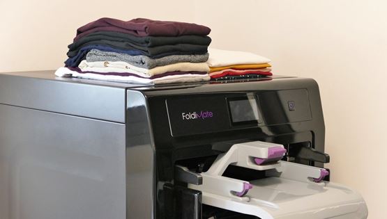 Το μηχάνημα που διπλώνει τα ρούχα ήρθε για να κάνει πιο εύκολη τη ζωή