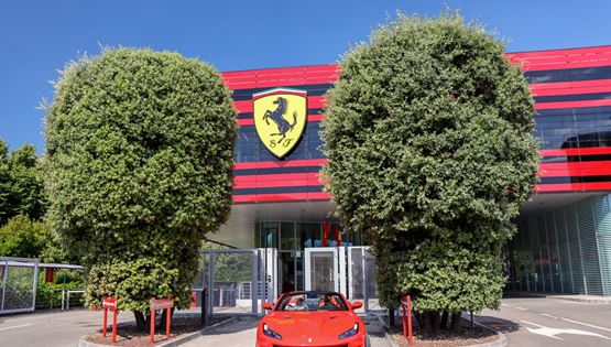 Η Ferrari πρέπει να αγοράσει τη Maserati. Αλλά γιατί;