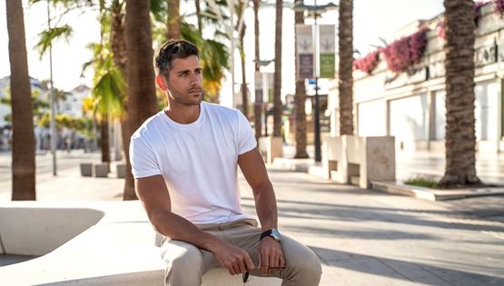 Τα T-shirts της ανοιξιάτικης γκαρνταρόμπας