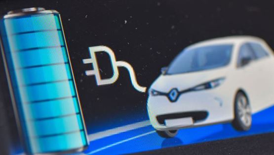 Η μπαταρία ηλεκτρικού αυτοκινήτου που θα φορτίζει σε 15&#39;&#39;
