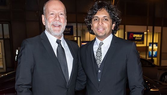 To μήνυμα του M. Night Shyamalan στον Bruce Willis