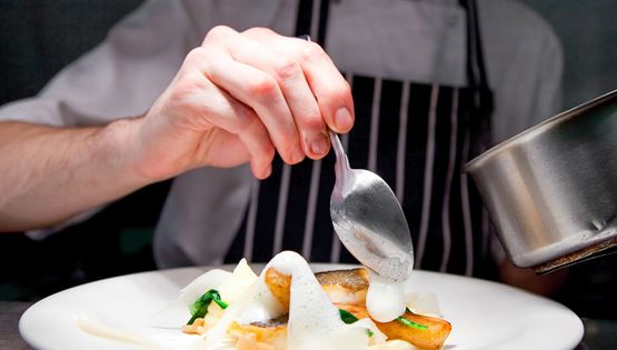 6 νέοι σεφ που φέρνουν την επανάσταση στον κόσμο της γαστρονομίας