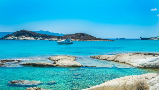 Στην Ελλάδα η παραλία με τα πιο καθαρά νερά στον κόσμο