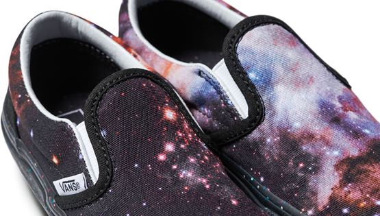 Η  Vans στη νέα της διαστημική συλλογή αποτίνει φόρο τιμής στη NASA