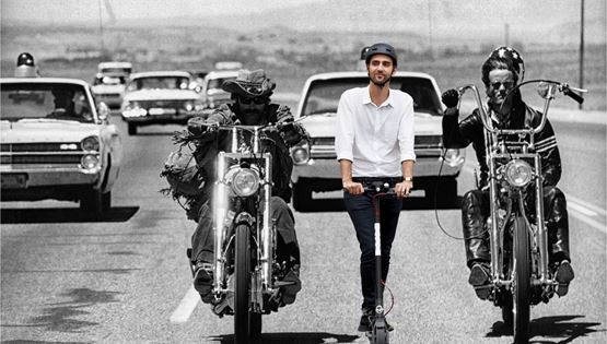 Ζωή (ηλεκτρικό) πατίνι στους αθηναϊκούς δρόμους