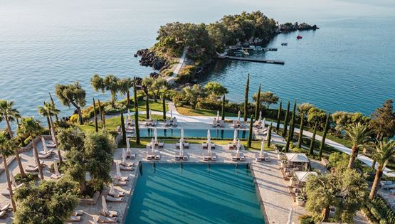 Μια μεγάλη νίκη για την Ελλάδα: Η Grecotel 'Luxury Hotel Company of the Year' στα TTG Luxury Awards 2025