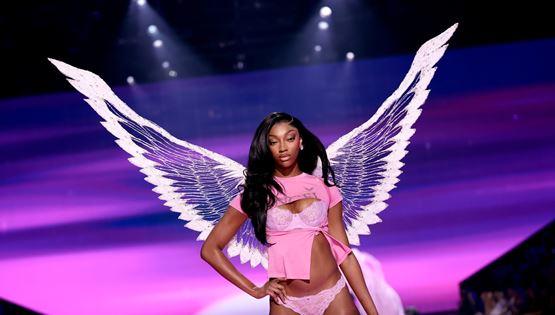 Ποια είναι η πρώτη επαγγελματίας αθλήτρια που έγινε μοντέλο της Victoria's Secret