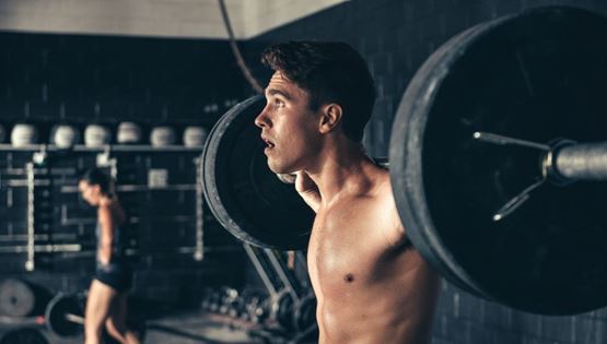 Προπόνηση με βάρη: Η κατάλληλη ώρα για μέγιστα αποτελέσματα