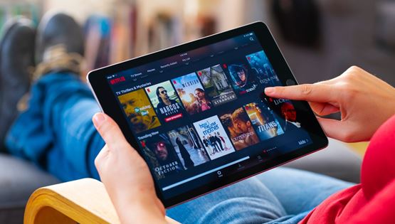 H σειρά που βλέπουν όλοι αυτήν την εβδομάδα στο Netflix