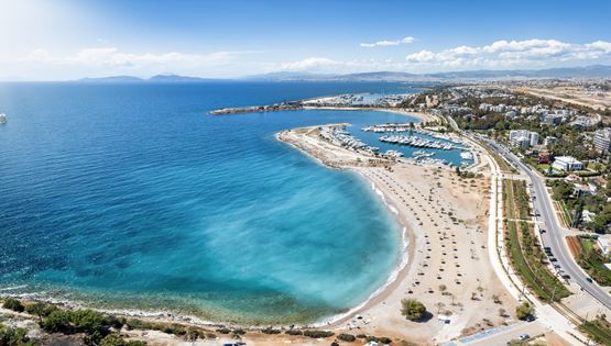 Πού να πας για μπάνιο αν ξέμεινες στην Αθήνα το τριήμερο του Αγίου Πνεύματος