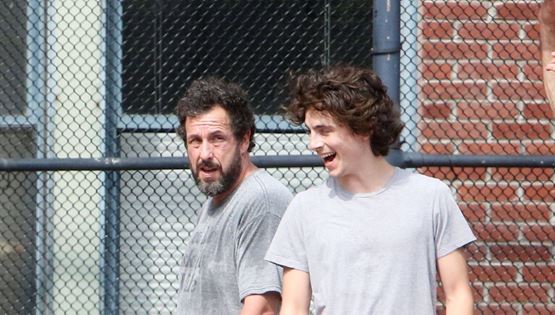 O Adam Sandler βρήκε τον Scottie Pipen του στον Timothée Chalamet