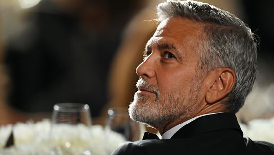 Ο George Clooney αποκάλυψε γιατί έδωσε 14 εκ. δολάρια στους φίλους του