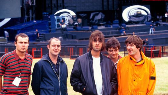 Γιατί το στυλ των Oasis παραμένει διαχρονικό