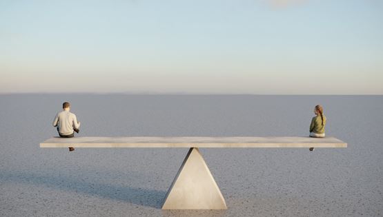 Τι είναι η οικονομική βία και τι πρέπει να ξέρεις γι' αυτήν