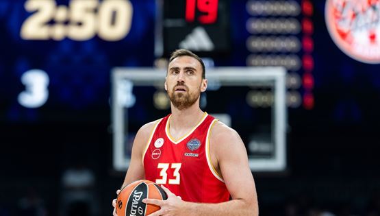 Νίκολα Μιλουτίνοφ: Πόσα θα πάρει και οι λόγοι που τον κράτησαν στον Ολυμπιακό